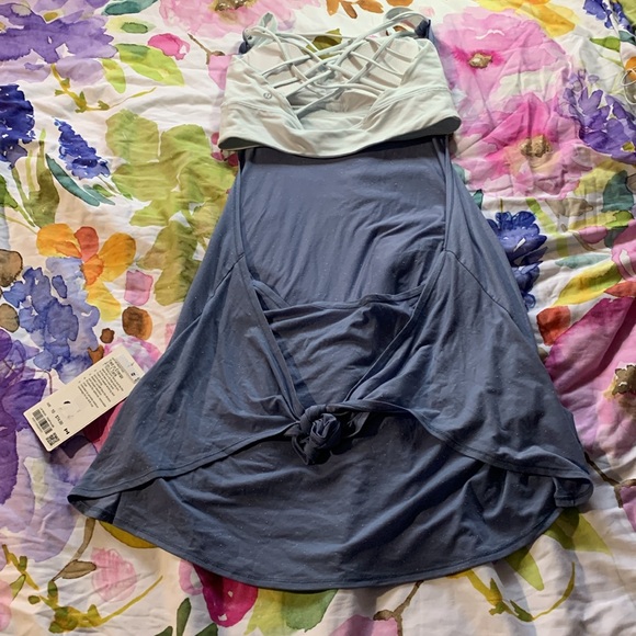 Lululemon Tied in Energy 2-in-1 Tank NWT - Picture 5 of 8